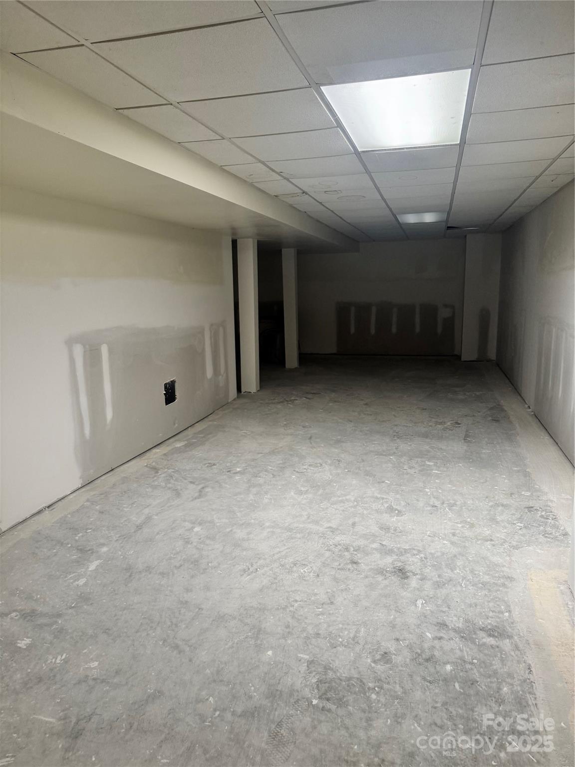 29 Westfield Road Fletcher, NC 28732 - Photo 10 of 10 a view of an empty room