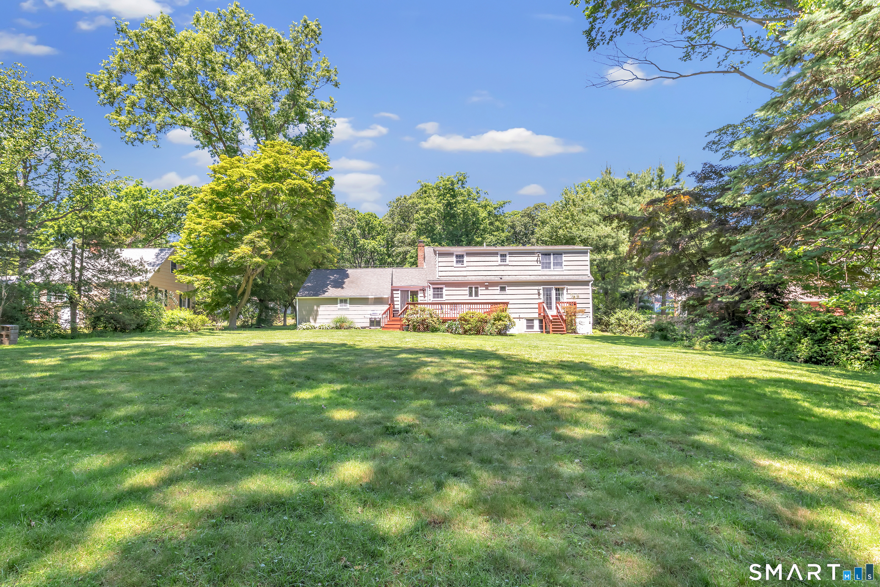 62 Wampus Way Fairfield, CT 06825 - Photo 5 of 40
