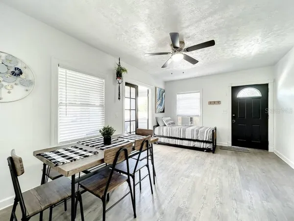 $890,000 | 1829 Hollenbeck Drive, Orlando, FL 32806