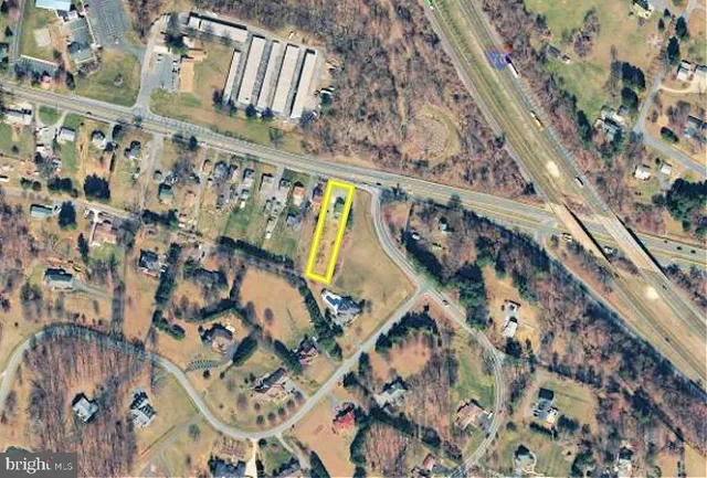 a picture of a bathroom with a sink