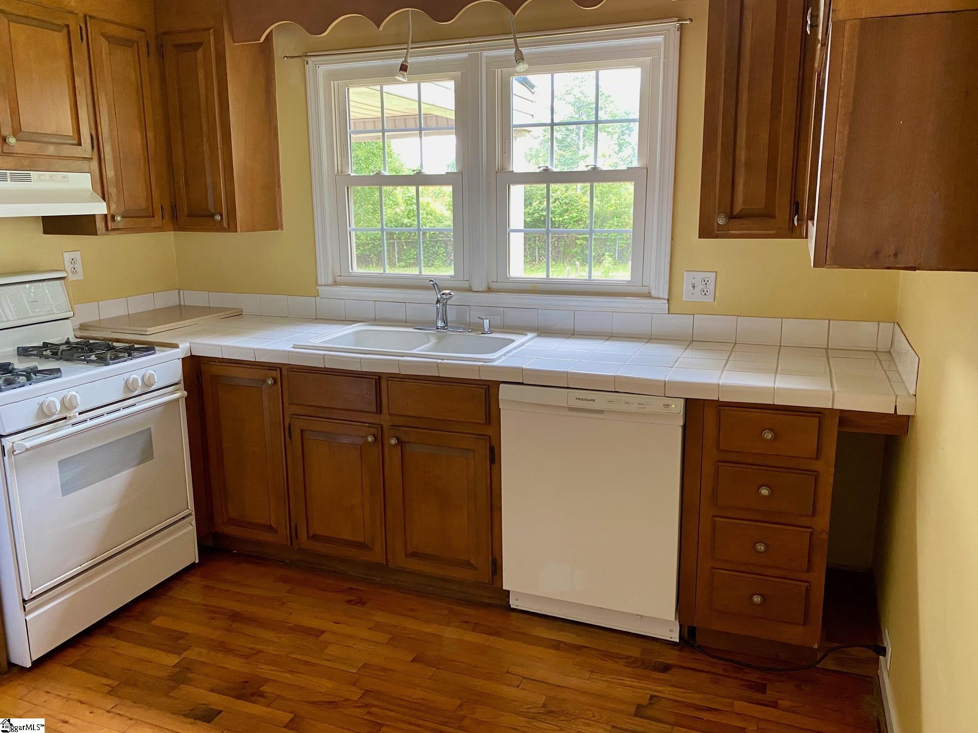 112 Pinehurst Drive Mauldin, SC 29662 - Photo 6 of 15