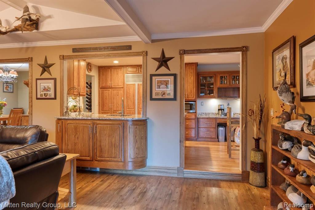 856 Spartan Drive Rochester Hills, MI 48309 - Photo 11 of 32