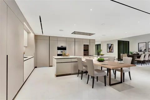 $10,250,000 | 2130 South Miami Avenue, Miami, FL 33129