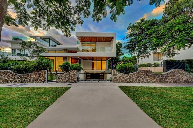 $10,250,000 | 2130 South Miami Avenue, Miami, FL 33129