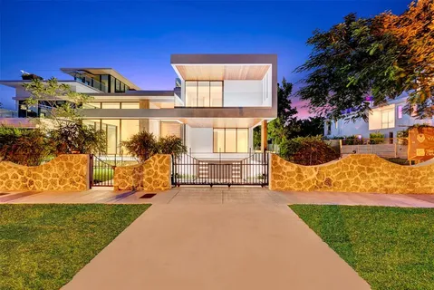 $10,250,000 | 2130 South Miami Avenue, Miami, FL 33129