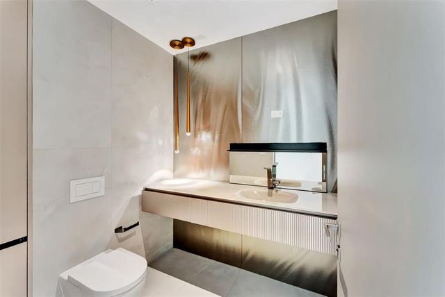 $10,250,000 | 2130 South Miami Avenue, Miami, FL 33129