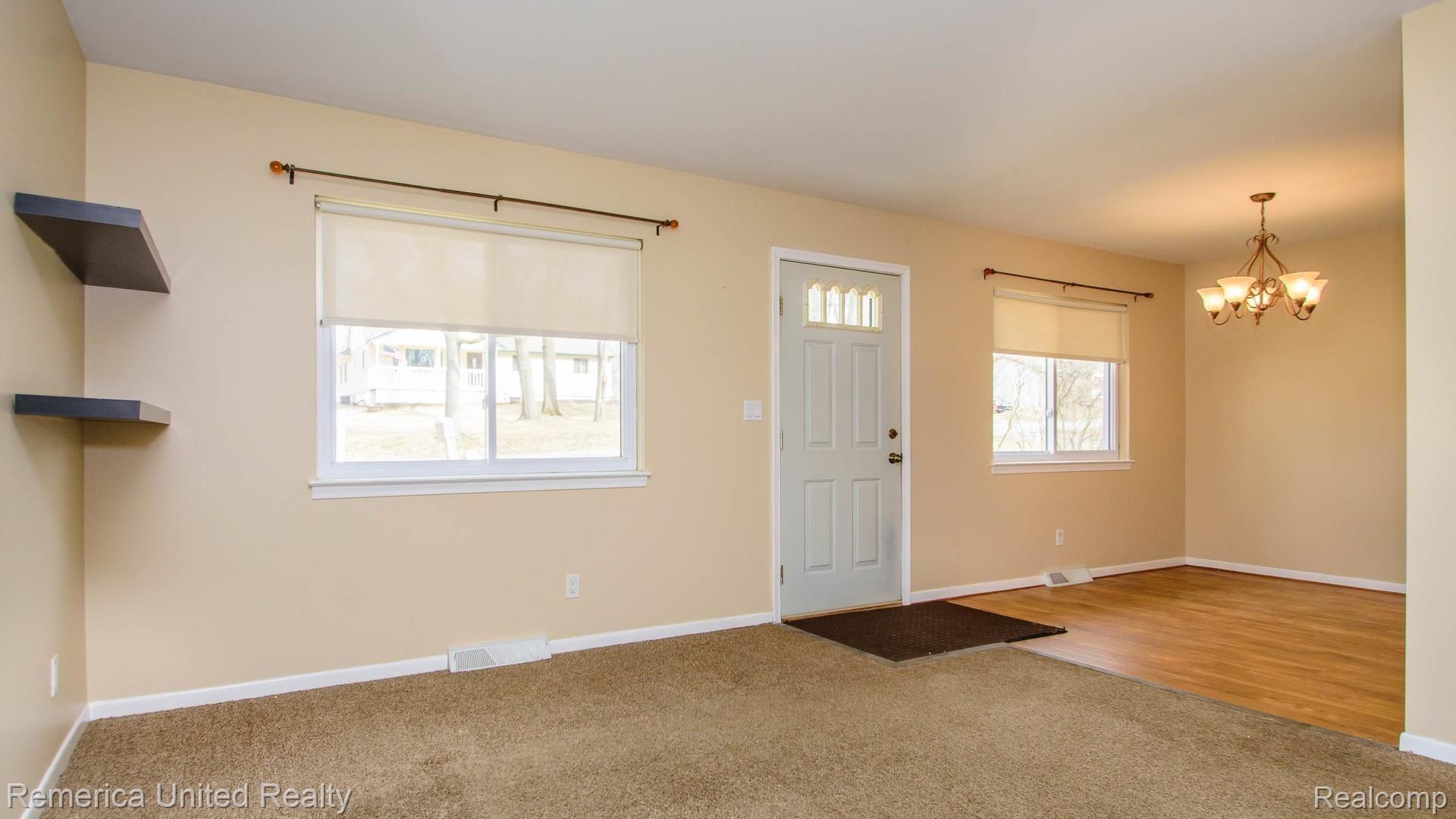 603 Fisher Road Highland, MI 48357 - Photo 12 of 37 013_1.jpg