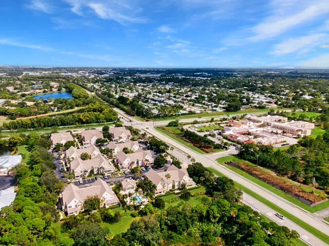 $219,999 | 1581 Southeast Pomeroy Street, Unit 82, Stuart, FL 34997