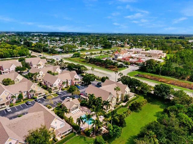 $219,999 | 1581 Southeast Pomeroy Street, Unit 82, Stuart, FL 34997