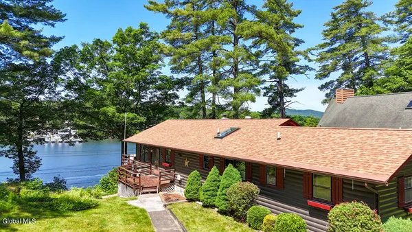 $1,599,000 | 47 Hanneford Road, Queensbury, NY 12804