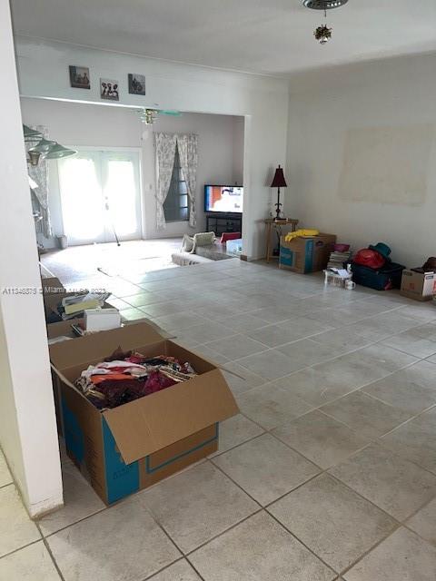 Kendall Green Pompano Beach, FL 33060 - Photo 6 of 24 a bedroom with furniture and a window