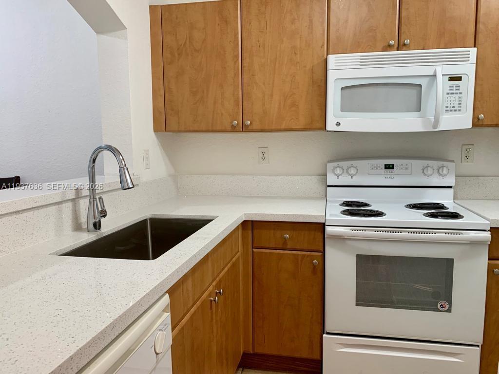 7995 Northwest 8th Street, Unit 112 Miami, FL 33126 - Photo 4 of 13