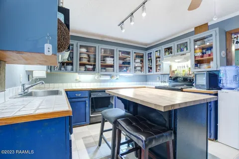 $159,900 | 1010 Evangeline Street, Breaux Bridge, LA 70517