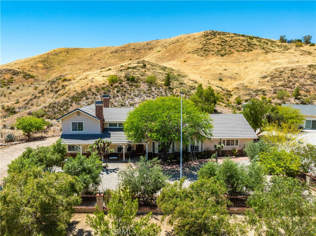 13602 Sego Road Agua Dulce, CA 91390 - Photo 2 of 75