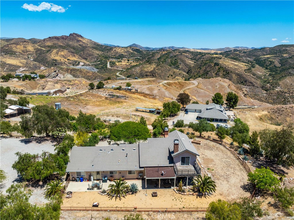13602 Sego Road Agua Dulce, CA 91390 - Photo 4 of 75