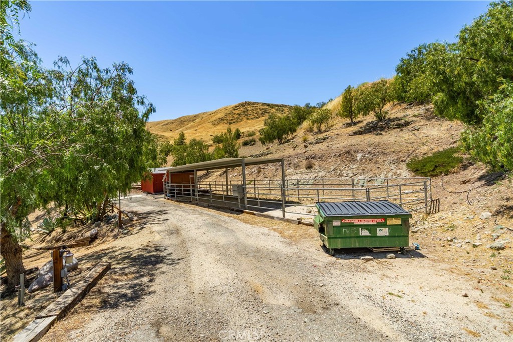 13602 Sego Road Agua Dulce, CA 91390 - Photo 62 of 75
