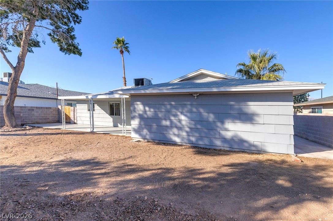 1009 Alan Shepard Street Las Vegas, NV 89145 - Photo 34 of 40