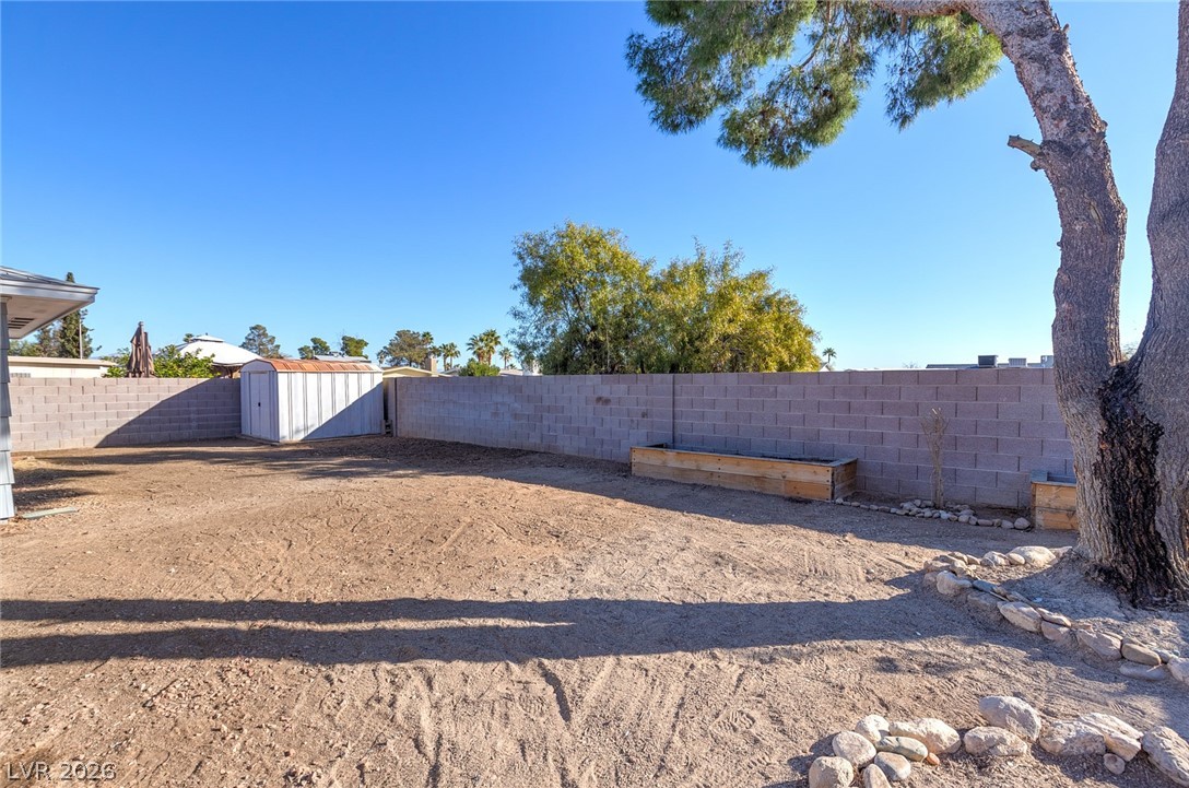 1009 Alan Shepard Street Las Vegas, NV 89145 - Photo 37 of 40