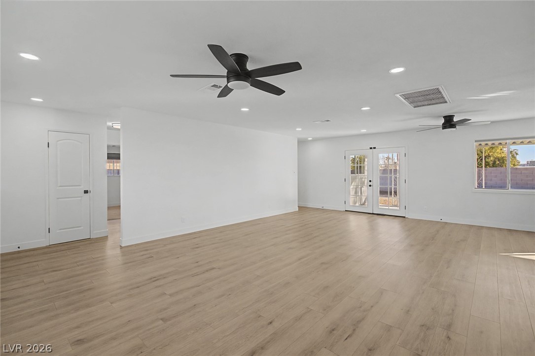 1009 Alan Shepard Street Las Vegas, NV 89145 - Photo 4 of 40