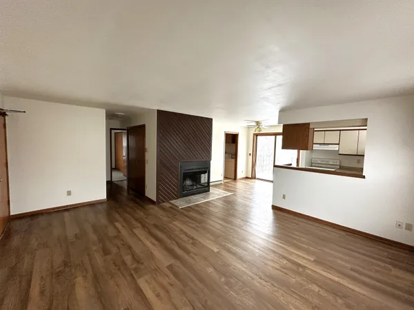 $186,000 | 6734 Park Ridge Drive, Unit D, Madison, WI 53719