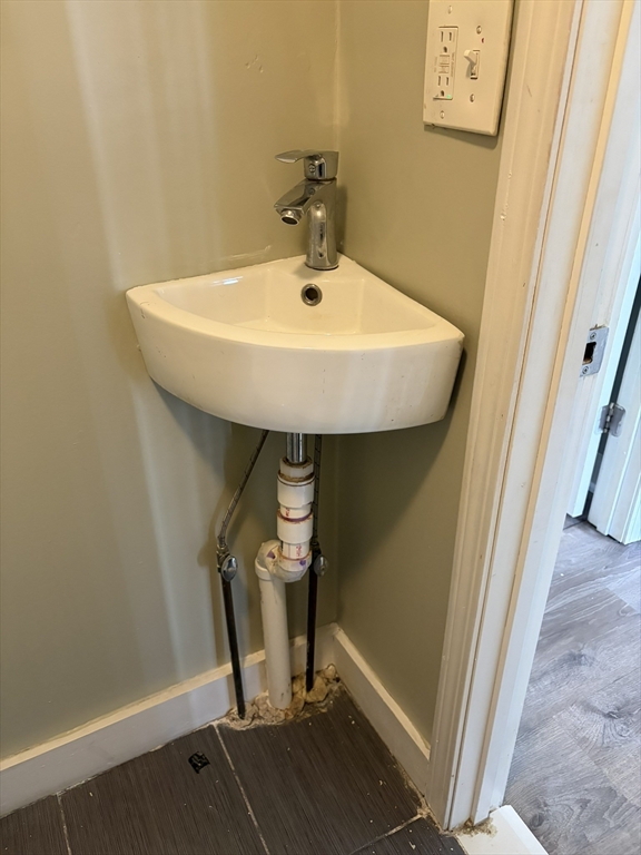 23 Brow Street, Unit 1W Fall River, MA 02721 - Photo 8 of 8