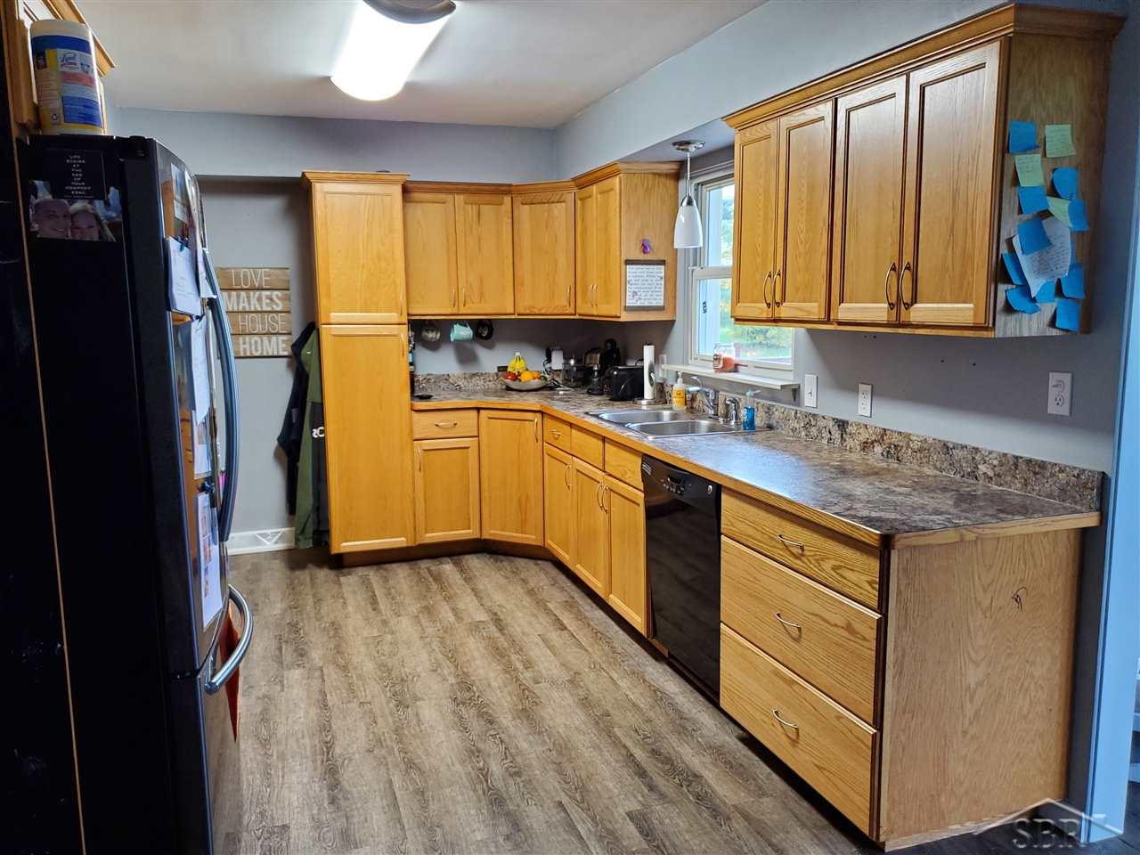 5931 Garfield Road Freeland, MI 48623 - Photo 7 of 24