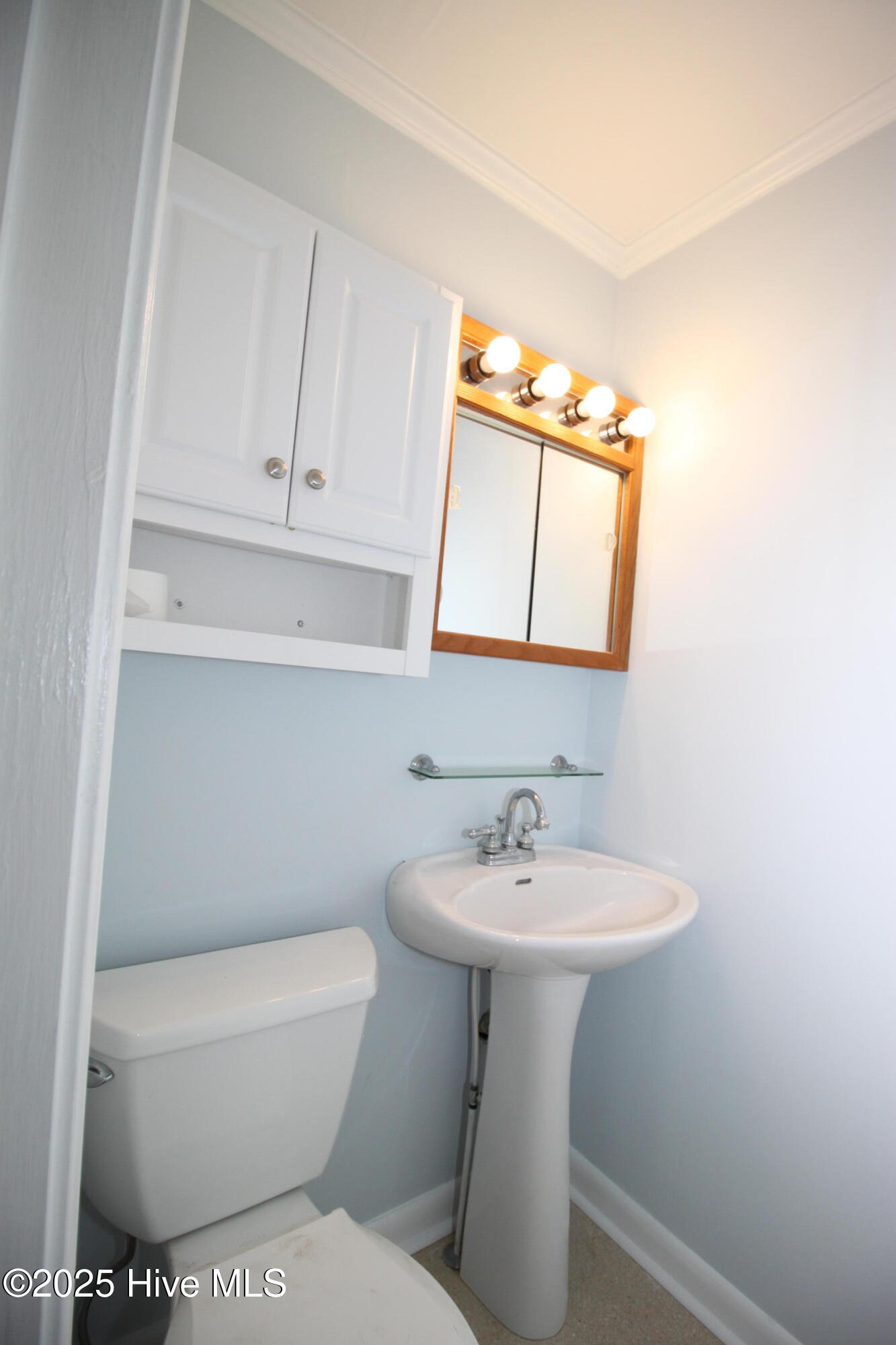 167 Tuttles Grove Road Beaufort, NC 28516 - Photo 21 of 34 Master 1/2 bath