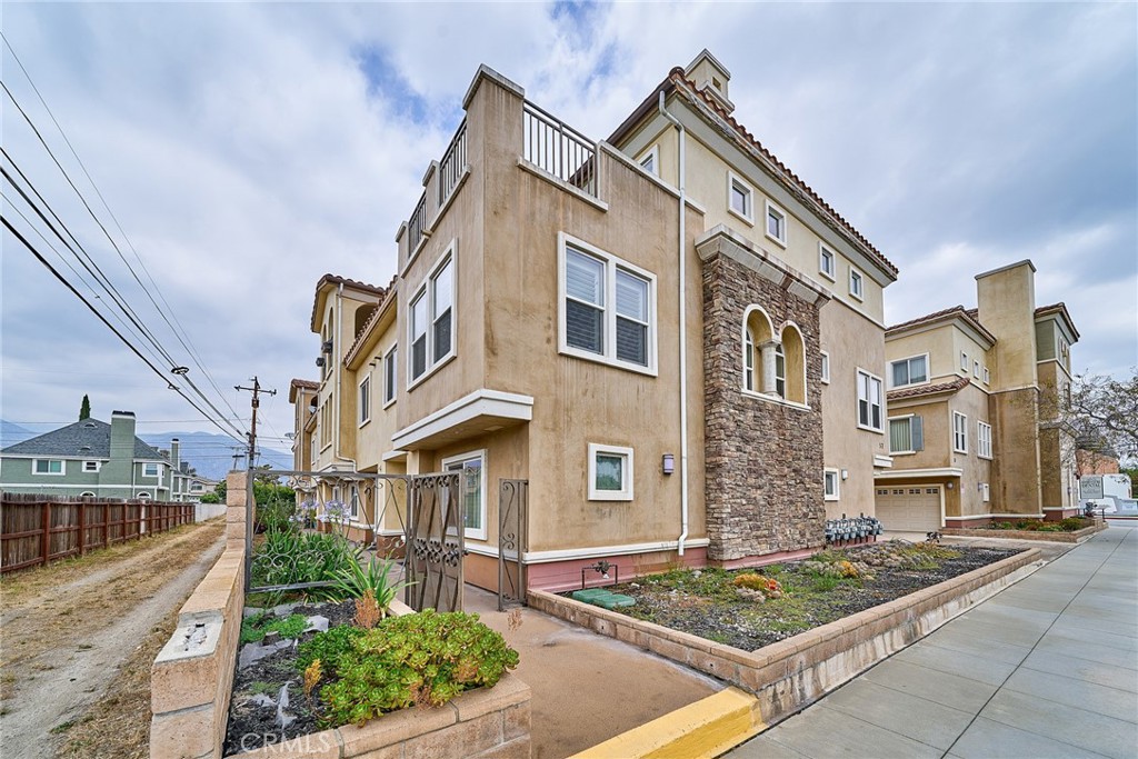 57 Alice Street, Unit A Arcadia, CA 91006 - Photo 2 of 52