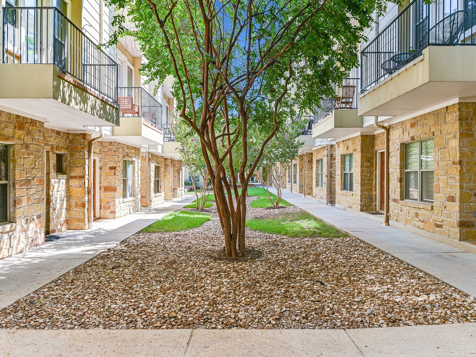 1115 Kinney Avenue, Unit 9 Austin, TX 78704 - Photo 3 of 19 Surrounding community with a residential view