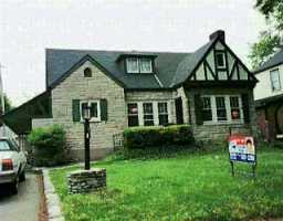 914 Greenleaf Road Louisville, KY 40213 - Photo 1 of 1 Primary Photo