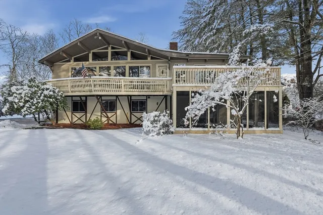 $599,000 | 6 Jessie Lane, Berkley, MA 02779