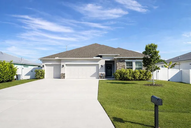 $495,000 | 4625 Southwest Masefield Street, Port St. Lucie, FL 34953