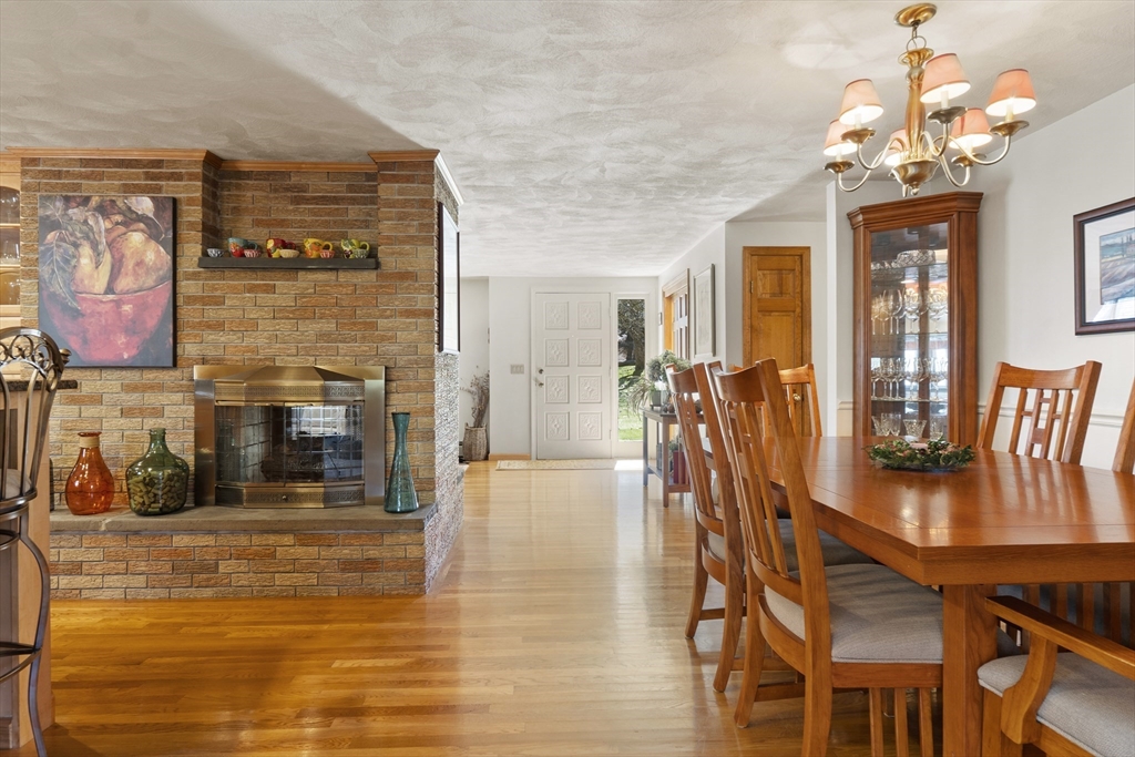 137 Catamount Road Tewksbury, MA 01876 - Photo 7 of 42 Gallery Image 7