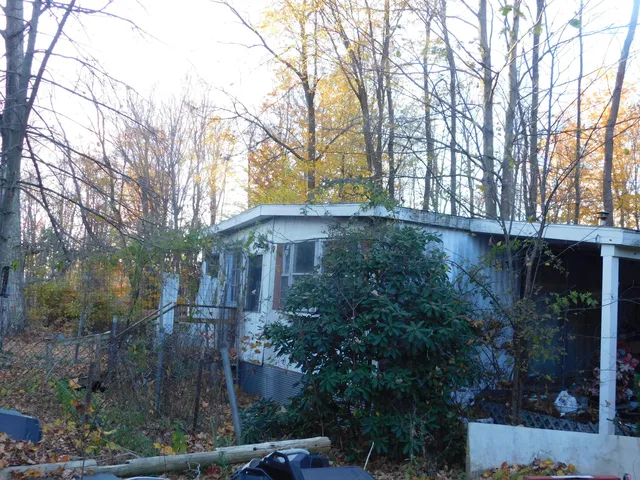 $49,900 | 14638 Pleasanton Highway, Bear Lake, MI 49614