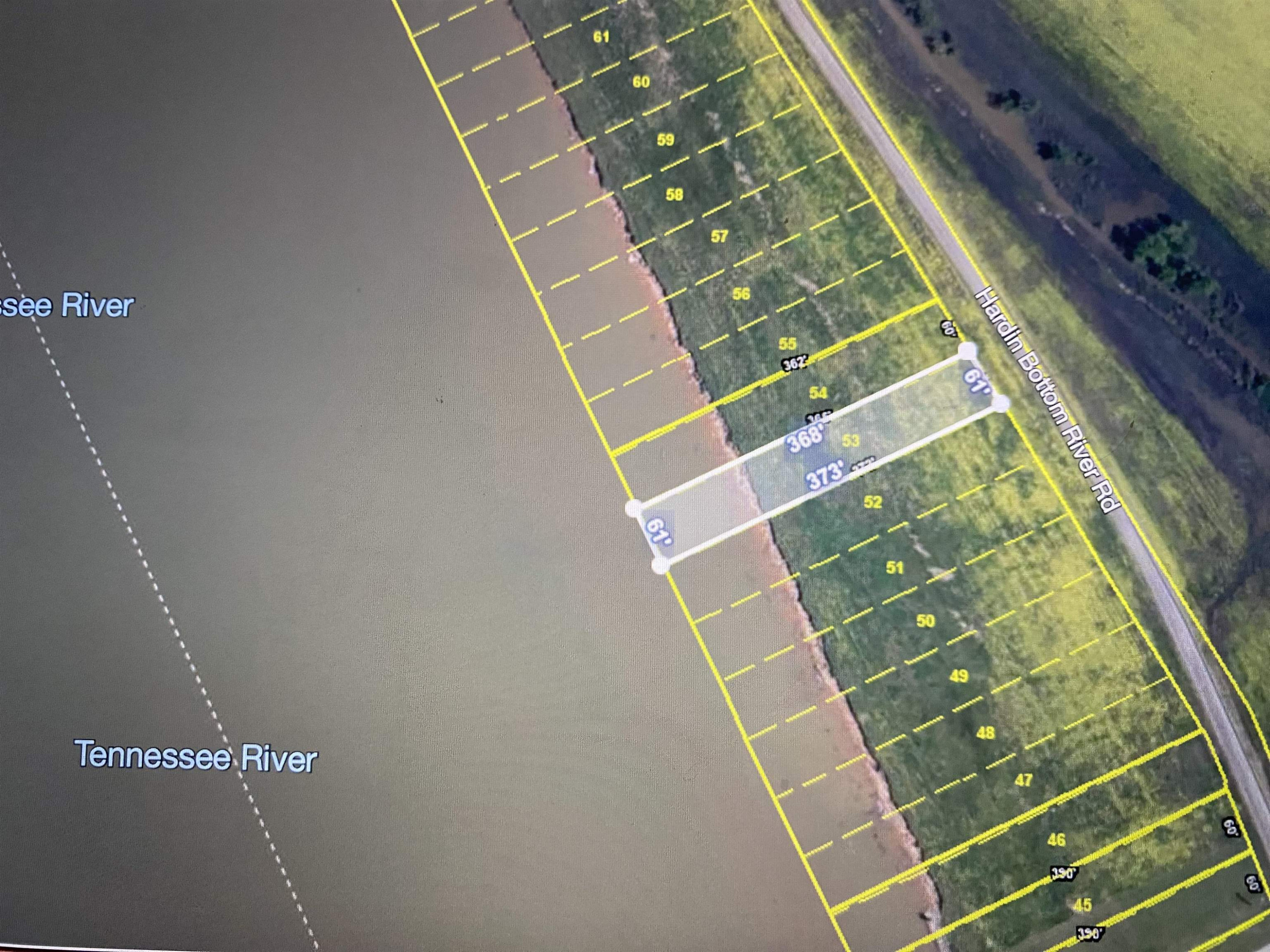 1545-1551 Hardin Bottom River Road Clifton, TN 38425 - Photo 2 of 2 a bathroom with a shower