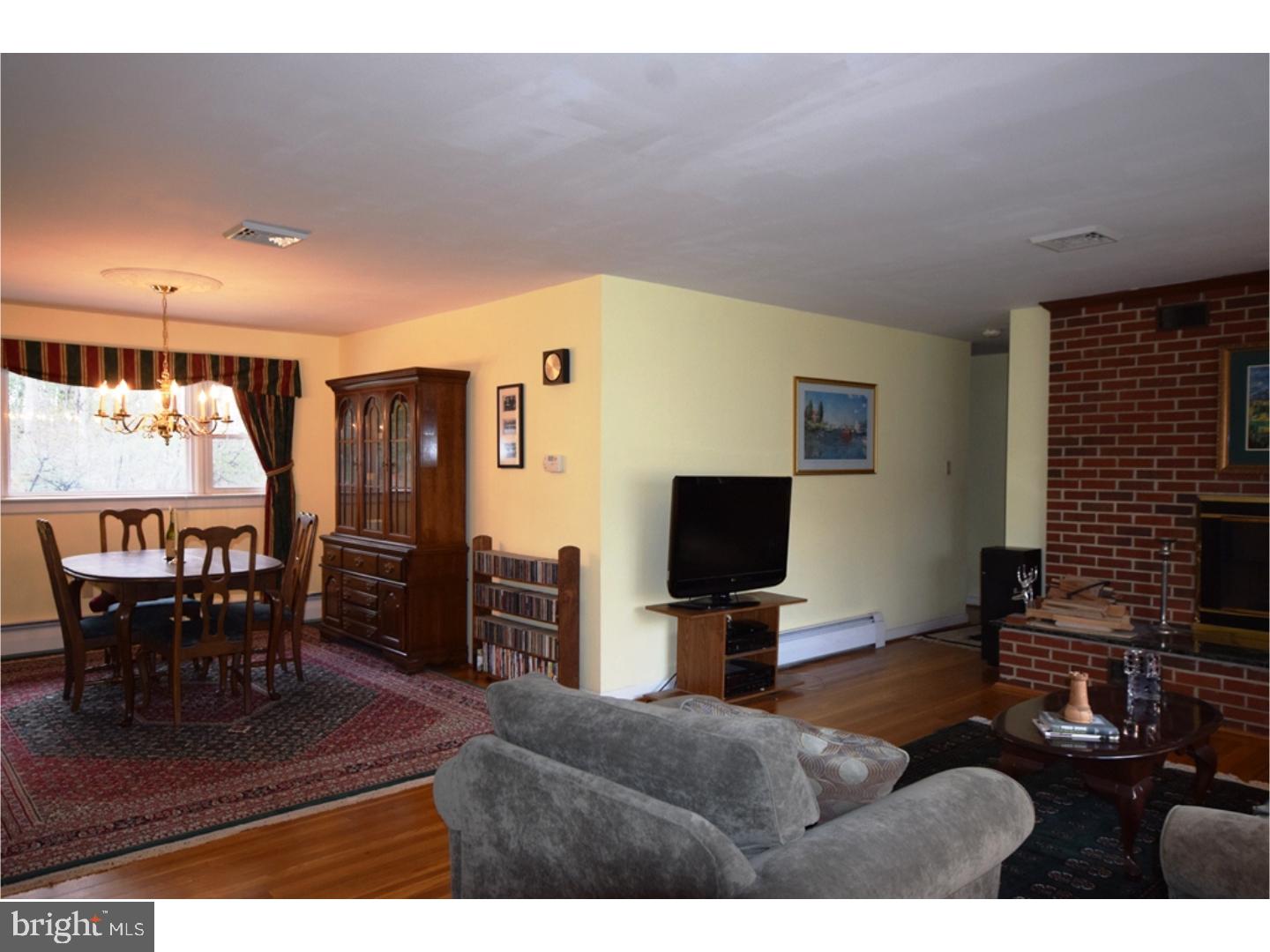 2804 Garwood Road Sicklerville, NJ 08081 - Photo 3 of 11