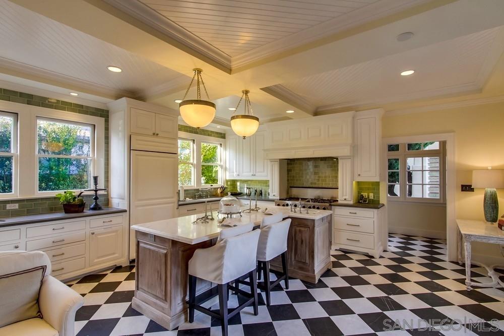 1043 Ocean Boulevard Coronado, CA 92118 - Photo 6 of 25