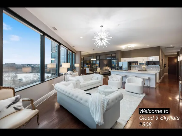 $355,000 | 5601 Smetana Drive, Unit 808, Hopkins, MN 55343
