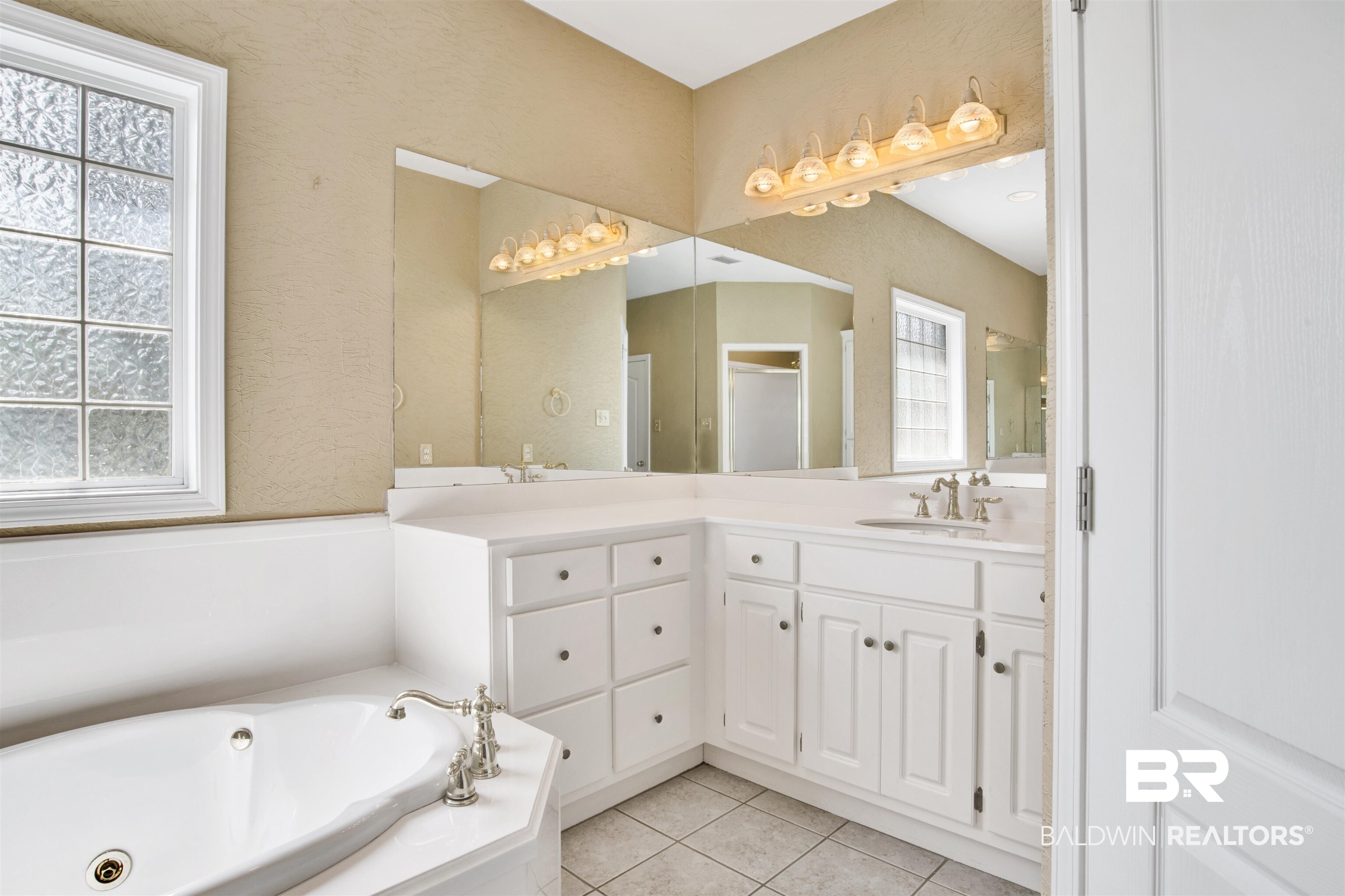 8861 Parliament Circle Daphne, AL 36526 - Photo 37 of 46