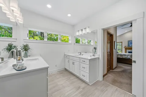 $799,999 | W8205 Nature Drive, Richmond, WI 53190