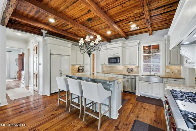 $1,200,000 | 145 Cedar Woods Cove, Madison, MS 39110