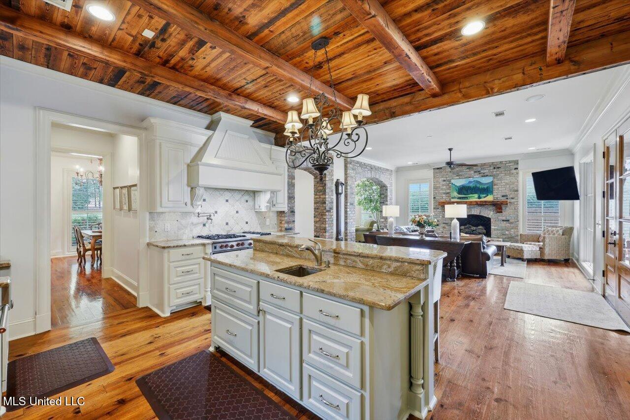 145 Cedar Woods Cove Madison, MS 39110 - Photo 19 of 113 019-145 Cedar Woods Cove _ Home Tours MS