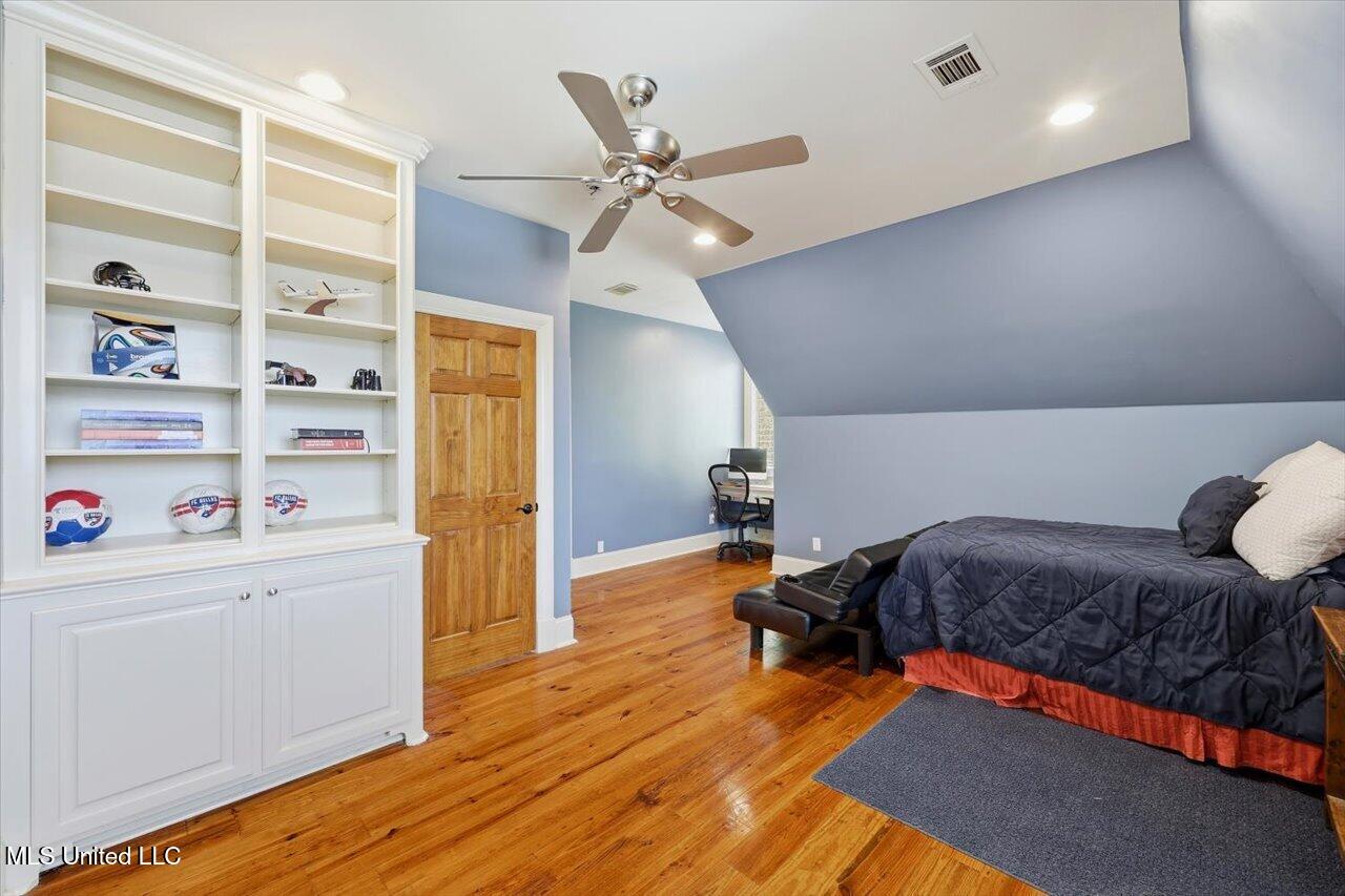 145 Cedar Woods Cove Madison, MS 39110 - Photo 43 of 113 043-145 Cedar Woods Cove _ Home Tours MS