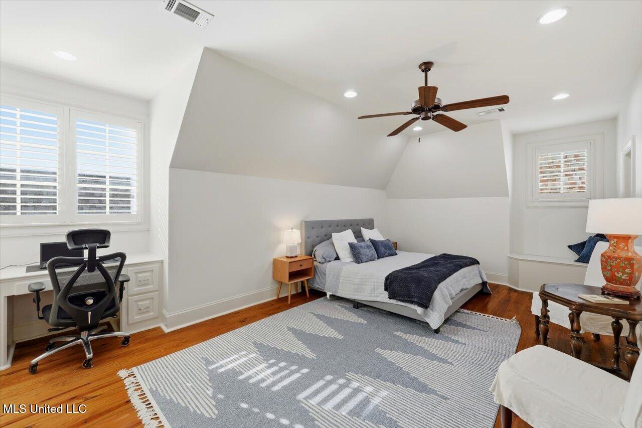 145 Cedar Woods Cove Madison, MS 39110 - Photo 46 of 113 046-145 Cedar Woods Cove _ Home Tours MS