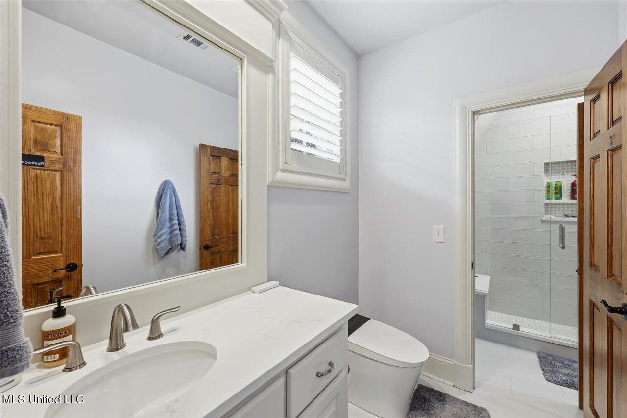 145 Cedar Woods Cove Madison, MS 39110 - Photo 48 of 113 048-145 Cedar Woods Cove _ Home Tours MS