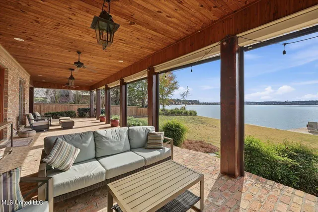 $1,200,000 | 145 Cedar Woods Cove, Madison, MS 39110