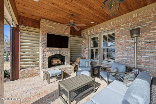 $1,200,000 | 145 Cedar Woods Cove, Madison, MS 39110