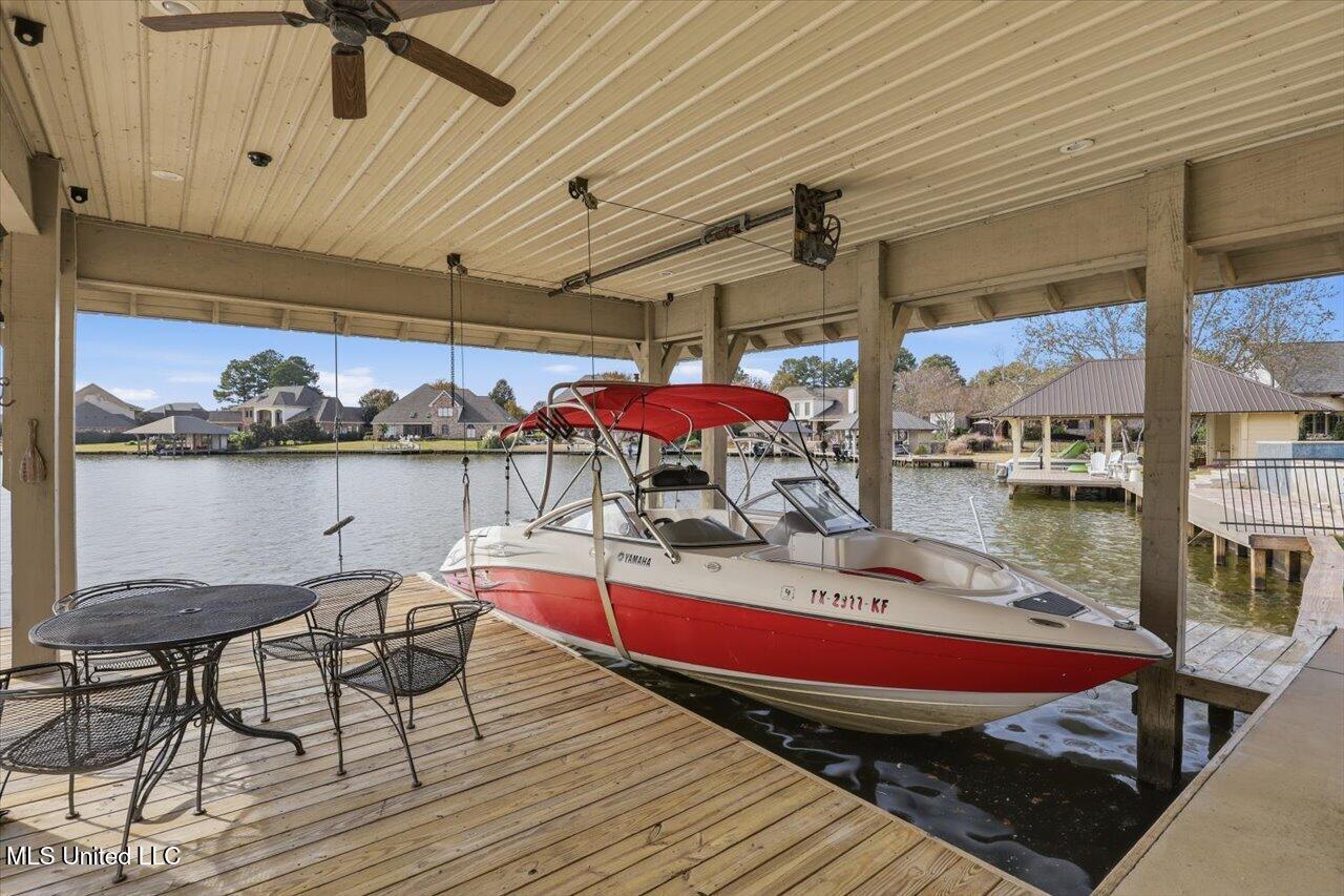145 Cedar Woods Cove Madison, MS 39110 - Photo 70 of 113 070-145 Cedar Woods Cove _ Home Tours MS