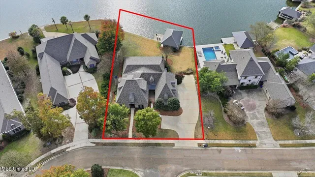 $1,200,000 | 145 Cedar Woods Cove, Madison, MS 39110