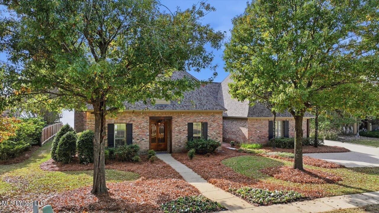 145 Cedar Woods Cove Madison, MS 39110 - Photo 74 of 113 074-145 Cedar Woods Cove _ Home Tours MS